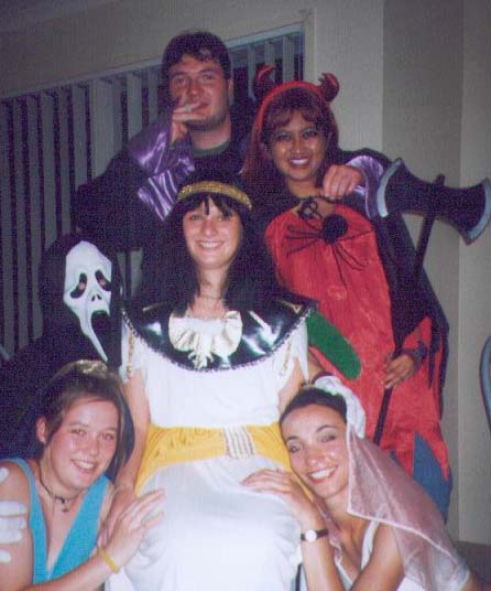 Hall2.jpg (42049 bytes)